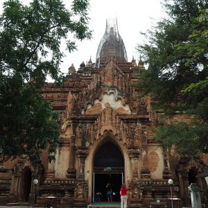 htilomilo temple bagan