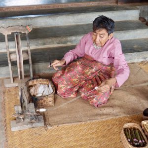 weaving cotton