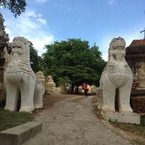 two lions at maha aung mye bon zan monastery