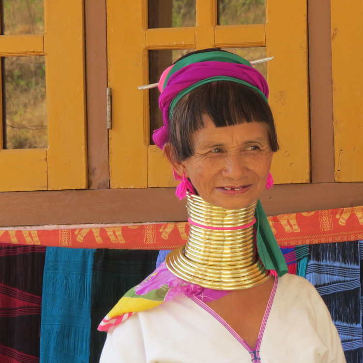 loikaw tour