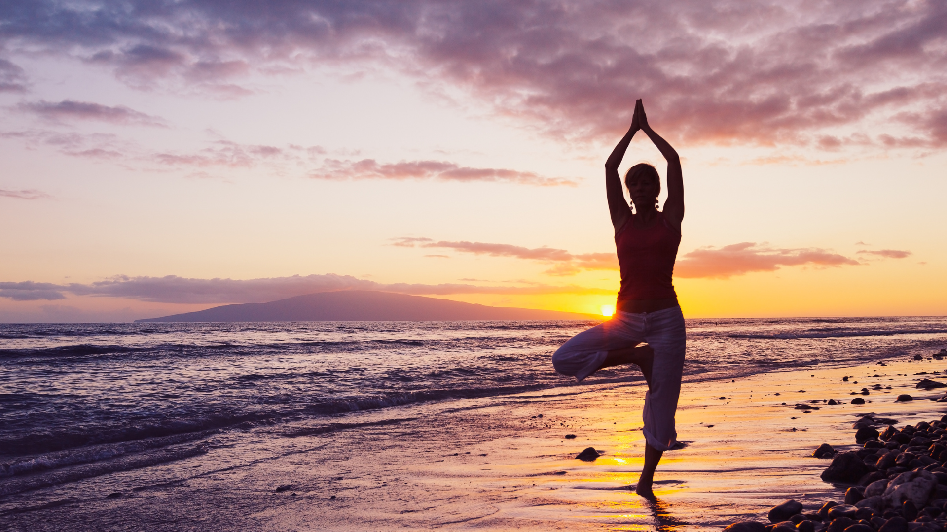 Yoga in Beach Myanmar
